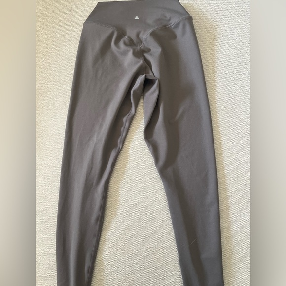 Balance Athletica The Ascend Pant in Shadow - Picture 2 of 2